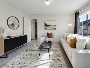 Fantastic Location, Fantastic Unit!