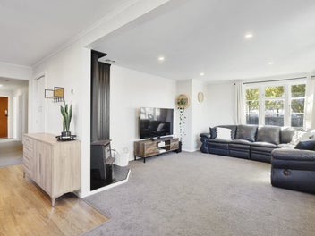 Private, Open Outlook, Easy Living!