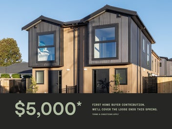 Attention First Home Buyers! Move in ready.