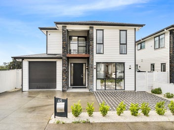 Space, Flexibility & Modern Comfort Await!