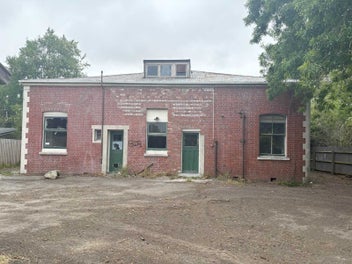 Image 1 of 25