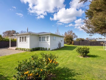 Character & comfort on a quarter-acre section