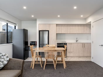 Freehold Townhouse with Lovely Courtyard