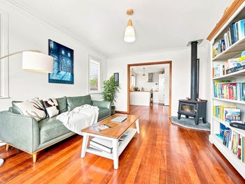 TWO HOMES, SMART INCOME