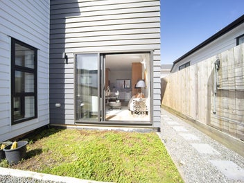 Modern Freehold Living in the Heart of Mt Roskill