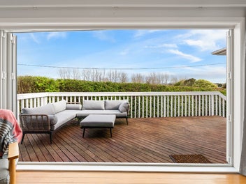 1/4 Acre Classic in Kumeu