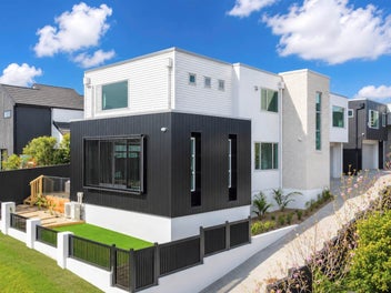 Coastal Luxury, Steps from the Beach