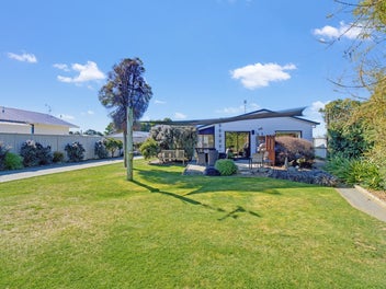 A Hidden Gem with Garden Appeal