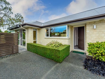 Private Somerfield Setting