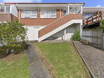 High Upside with Exclusive Use Front & Backyard