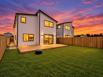 Close to ACG School & Minutes Drive to Motorway