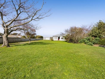 The perfect property to add value with build site
