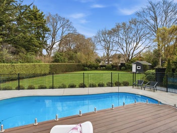 AUCTION BROUGHT FORWARD - MORE SPACE, MORE LIFE!