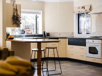 Sunshine, Space & A Seriously Good Location