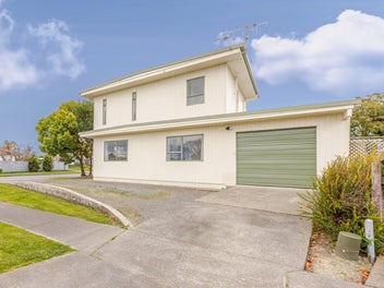 Image 1 of 25