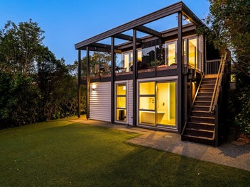 SUPREME WADESTOWN HAVEN