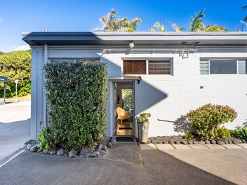 Your Own Slice of Waipu Cove