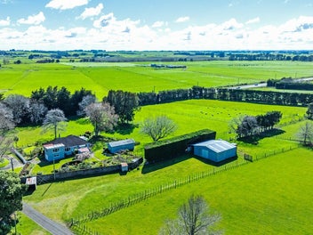 Estate Sale - 2.48 hectares lifestyle
