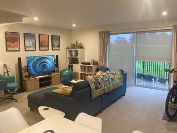 Image 1 of 8