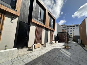 Image 1 of 14