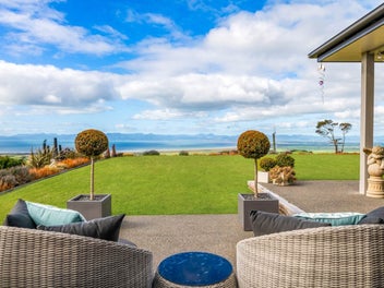 "Godwits View" Your Peaceful Coastal Escape