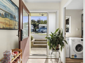 Elevated Family Living or perfect Starter!
