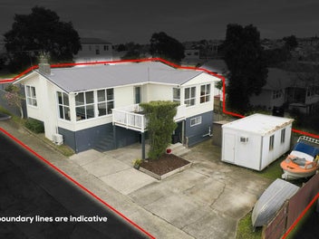 Solid & Spacious Family Home in central Howick