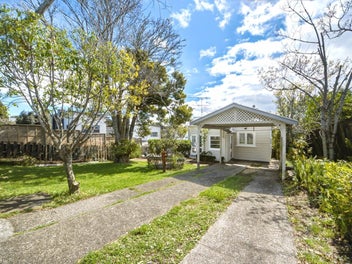 PERFECT START - SUPER CONVENIENT LOCATION