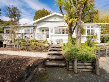 A real gem awaits - Estate sale