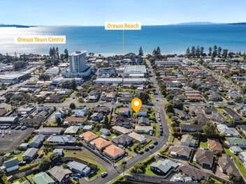 Easy-Care Living in a Convenient Orewa Location