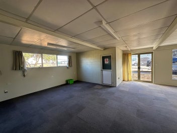 Image 1 of 20