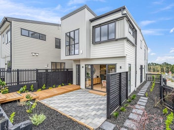 Modern Family Living in the Heart of Westgate