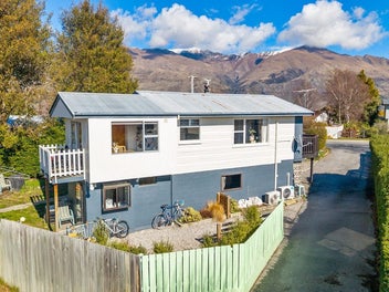 Family starter or Grab your builder - Priced to se