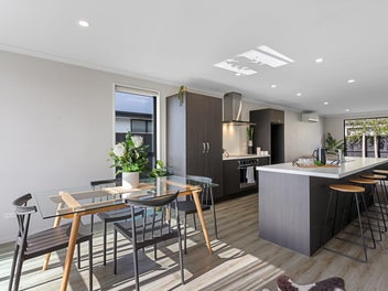Owners committed to sale