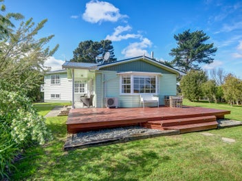 Seclusion, space and sea views