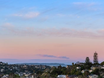 Sea Views, Space & Privacy