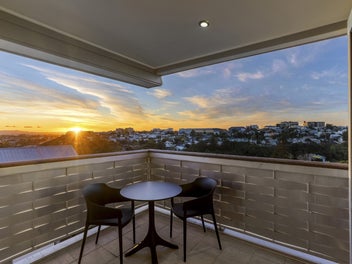 City Lights, Sunrise Coffee, Easy Urban Living