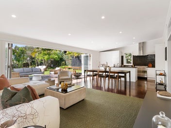 Elevated Grey Lynn Living