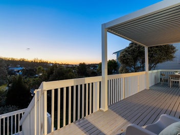 Sunny Freehold Bungalow