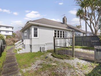 Freehold & full of potential