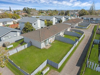 A MONEY-MAKING MACHINE IN THE HEART OF PAPATOETOE