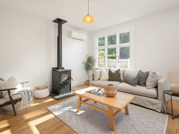 Beautifully Restored Character, One Block to Beach