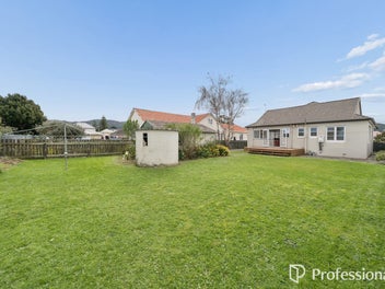 Charming Home in Boulcott