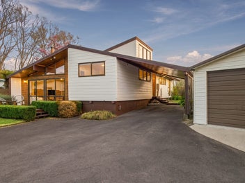NEW PRICE! Stunning location!