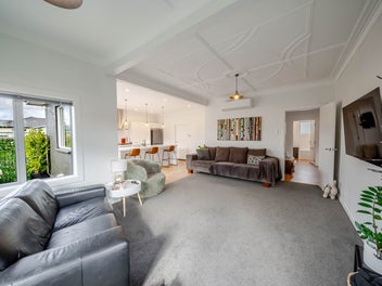 Refined Living In Windsor!
