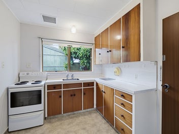 Low-Maintenance Living with Garden Connection