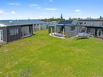 Sea Views, Solar Living & Flexible Cabins