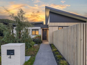 The Best of Cashmere Estate