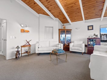 Character, Views & Versatile Living