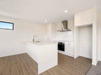 Ready to Move In-Relaxed Coastal Lifestyle